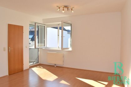 Wr. Neustadt zentrale Lage – sehr gepflegte, lichtdurchflutete 3-Zimmer Mietwohnung mit Balkon und PKW-Stellplatz