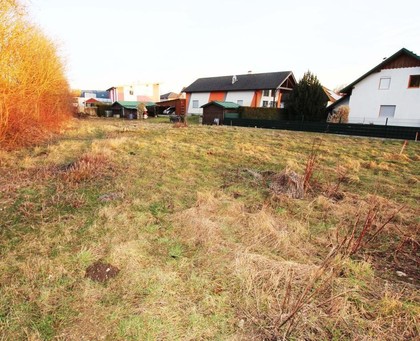 Grundstücke in 4523 Neuzeug