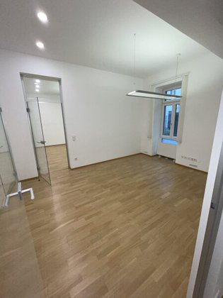 Einzelhandel / Geschäfte in 1160 Wien