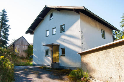 Häuser in 8984 Äußere Kainisch