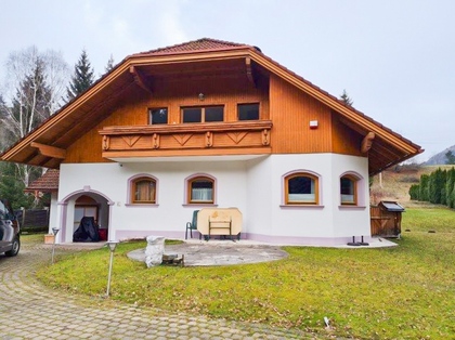 Häuser in 2663 Rohr im Gebirge