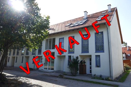 Gepflegte Eigentums-Maisonettenwohnung mit Eigengartenanteil in ruhiger Innenhoflage in 2801 Katzelsdorf a. d. Leitha