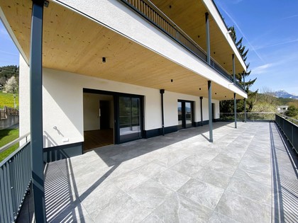 Hochwertiges Wohnvergnügen in erhöhter Aussichtslage! Vierzimmerwohnung mit Terrasse