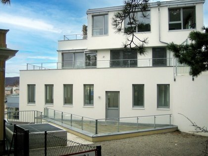 Provisionsfrei - Super gelegenes Büro auch als Wohnung oder Praxis nutzbar mit großer Terrasse