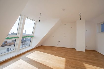 ++NEW++ 3-room attic FIRST OCCUPANCY, maisonette on two levels!