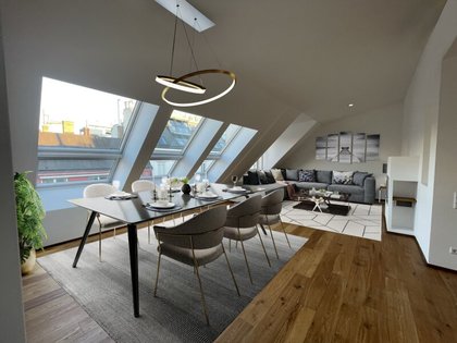 Penthouse in Bestlage: Luxuriöses Wohnen auf 134m² mit 2 Terrassen, Garage & Küche inklusive!