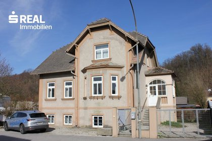 Älteres Einfamilienwohnhaus im Stadtgebiet von Amstetten