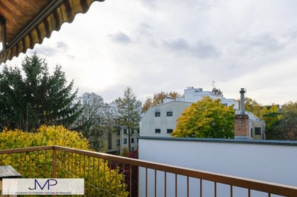 Freundliche und helle sehr gut geschnittene 3-Zimmerwohnung mit ruhigem Innenhof und Balkon!
