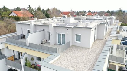 WOHNEN AM WEINBERG! Geförderte große 2 Zimmer-Dachterrassen-Wohnung mit hochwertiger Ausstattung