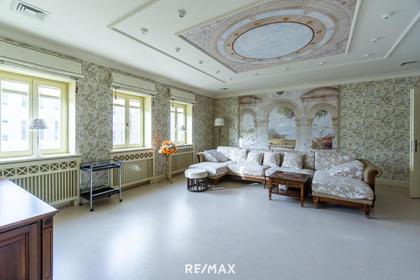 Saggen: Luxuriöse 4-Zimmer-Wohnung mit Terrasse und Wellness-Oase