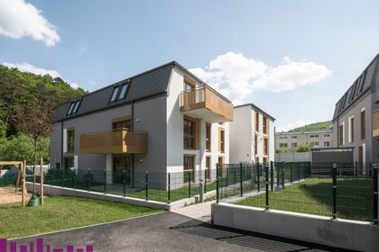 Sonnig, modern, gemütlich - mitten im Waldgebiet - PUR WOHNEN - bezugsfertig! Sonnig, modern, gemütlich - mitten im Waldgebiet - PUR WOHNEN - bezugsfertig!