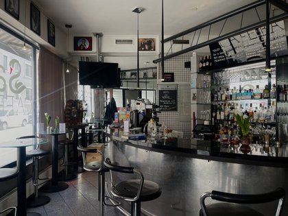 Einzigartige Bar in Top-Lage von Urfahr - Perfekte Miete für Gastronomen!