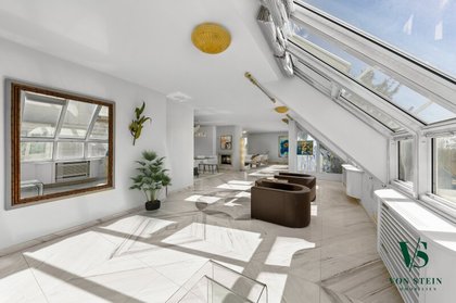 Exklusives Penthouse in Toplage: Sonnige Ruheoase mit Wienblick, Privatsauna, Doppelgarage und Weinkeller.