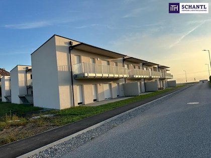 Jetzt Zugreifen!!! Erstbezug in Kalsdorf: Moderne 4-Zimmer Wohnung mit Balkon, Stellplätzen und hochwertiger Ausstattung!!!