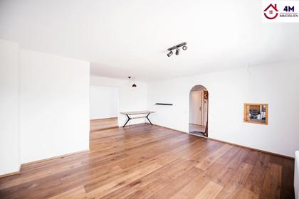 Exklusive und helle 2-3 Zimmer Wohnung mit traumhafter Dachterrasse - Top Infrastruktur/U-Bahn Nähe!