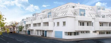 2-Zimmer-Wohnung inkl Komplettküche, Loggia und Kellerabteil / HS28 Top 1-112