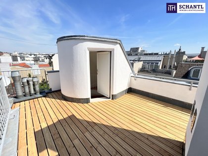 Dachgeschoss-Traum mit Panoramablick auf den Stephansdom! Einzigartige Maisonette-Wohnung in begehrter 1090er Lage! Jetzt die Chance nutzen!