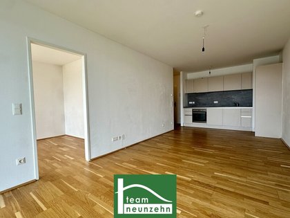 Einziehen und Wohlfühlen: Helle 2-Zimmer Wohnung mit Einbauküche und Loggia - ab 01.08. bezugsbereit!