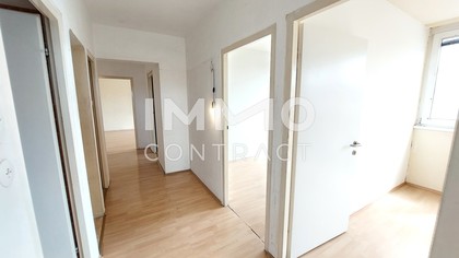 Wohnen auf 80 m² - 4 Zimmer mit Balkon!