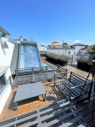 Modernes Penthouse mit Dachterrasse mitten in der Innenstadt | TOP LAGE