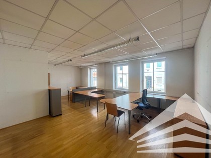 Günstige 100 m² Bürofläche in Urfahr zu vermieten!