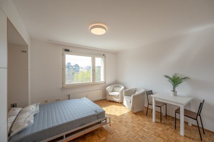 ++Böcklinstraße++ Fantastische Wohnung mit Tischlermöbel perfekt zum Vermieten!!!