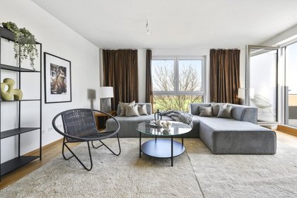 HERRLICHE 3-ZIMMER-WOHNUNG MIT BALKON IM GRÜNEN