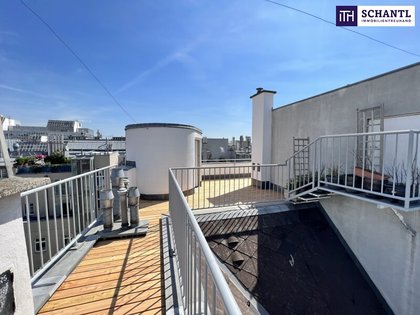 Dachgeschoss-Traum mit Panoramablick auf den Stephansdom! Einzigartige Maisonette-Wohnung in begehrter 1090er Lage! Jetzt die Chance nutzen!