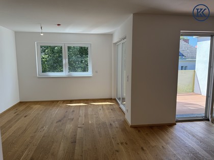 Sehr schöne Dreizimmerwohnung mit ca 13 m2 westseitiger Terrasse