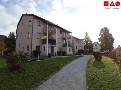 Wohnung mit Garage, 3 Zimmer und Balkon!