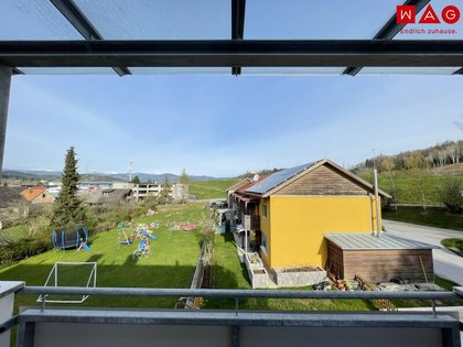 Traumhafter Ausblick, 3 Zimmer, Balkon, Garage, komplett saniert!