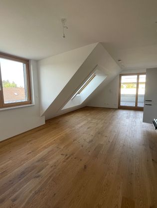 PROVISIONSFREI! helle_3 Zimmer DG Wohnung mit Terrasse T39_Wohnen Im Gartenhaus 22