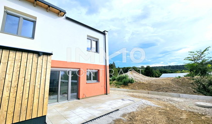 Provisionsfrei! Eckreihenhaus im Erstbezug mit Blick zur Rosalia - modern, hell, ruhig