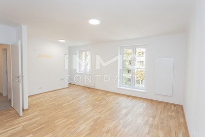 Ruhige 3 Zimmer Wohnung mit Balkon! Tolle Lage mit super Infrastruktur inklusive neuer Küche!