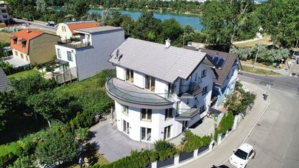 Exklusive Villa mit mehreren Außenflächen I Klimaanlage I 11min zur U2  ? Badeteich Hirschstetten vor der Tür