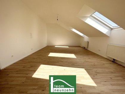 INVESTMENTCHANCE - Geräumige 1 Zimmer Wohnung beim Reumannplatz- Dachgeschossausbau