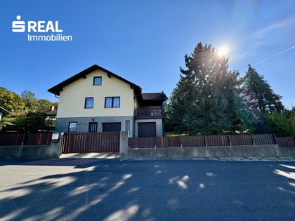 Riederberg - Einfamilienhaus auf großem Grundstück