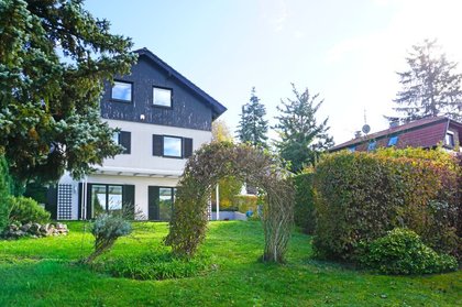 Satzberg: Aussichtslage mit Traumausblick Satzberg: Aussichtslage mit Traumausblick