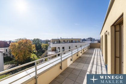 PROVISIONSFREI! Lichtdurchfluteter 4-Zimmer-Wohntraum mit wunderschönem Fernblick und großem Balkon