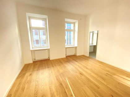 Stilvoll sanierte 1-Zimmer Altbauwohnung mit bester Anbindung - Stilaltbau mit Lift - Studentenwohnung ? in 1030 Wien kaufen