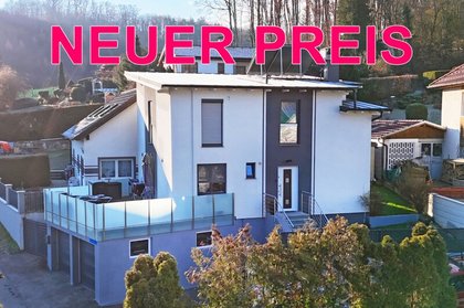 Ihr neues Zuhause in zentrumsnaher Siedlungslage: toller Ausblick, Doppelgarage und Solaranlage! Ihr neues Zuhause in zentrumsnaher Siedlungslage: toller Ausblick, Doppelgarage und Solaranlage!