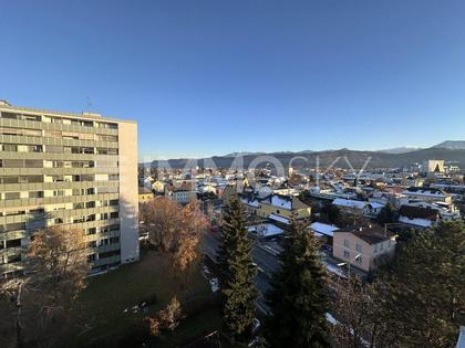 Perfekt für Paare: Moderne Wohnung mit Loggia und Aussicht!