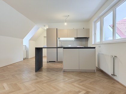 Moderne Wohnung mit Balkon, in Mitten von Graz, zu mieten!