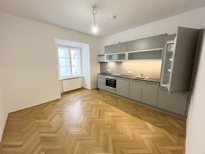 Großzügige Wohnung in Mitten von Graz zu mieten!