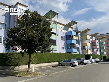 Gepflegte 4-Zimmer-Eigentumswohnung mit 2 Loggien & Carport in bevorzugter Wohnlage in Zeltweg Gepflegte 4-Zimmer-Eigentumswohnung mit 2 Loggien & Carport in bevorzugter Wohnlage in Zeltweg