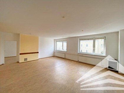 Helles 140 m² Büro oder Praxis zu mieten! Ideales Projekt Büro!