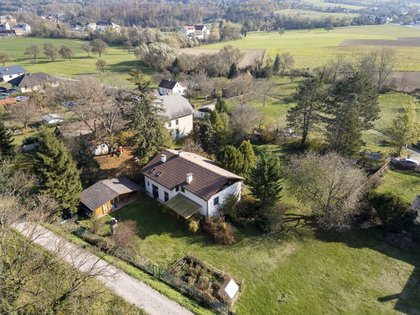 Mitten im Grünen! Wunderschönes Grundstück mit Haus und Pool in Lanzenkirchen