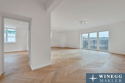 Luxus-Dachgeschoss-Wohnung mit Panoramablick in exklusiver Lage