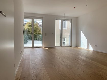 Schöne Wohnung mit Balkon und Wärmepumpe/U6