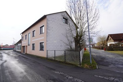 Häuser in 3812 Groß-Siegharts